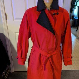 VTG London Fog main coat, red trench coat, removable lining, size 16 reg